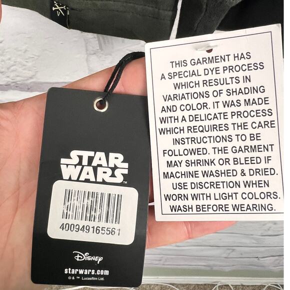 NWT Star Wars‎ Mens M Obi-Wan Darth Vader Face Tie-Dye Long Sleeve Shirt Graphic - Picture 5 of 12